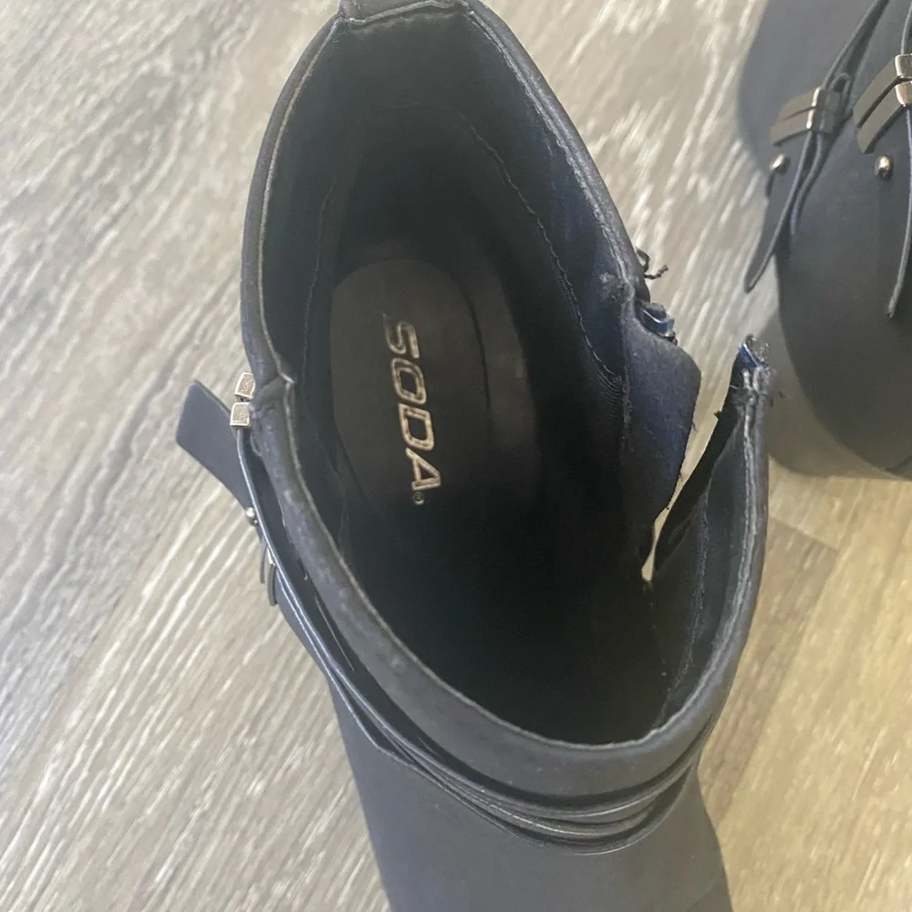 Soda Black Faux Suede Ankle Boots with Block Heel & Strap Detail Festival 9 - Picture 6 of 6